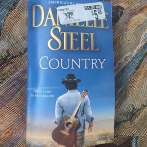 Danielle Steel 'Country' Paperback Book